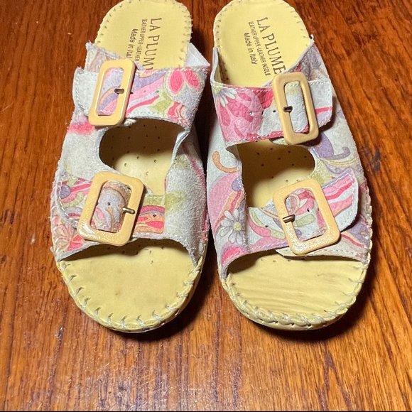 La Plume Italian made floral print leather size 37 - Picture 2 of 9